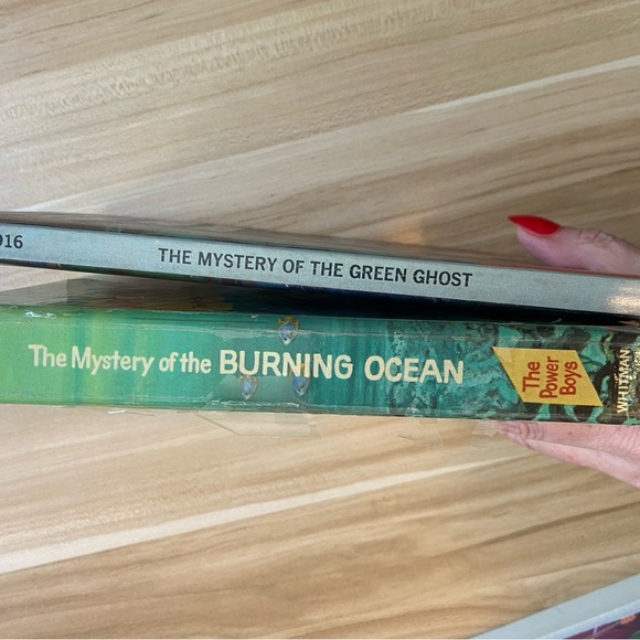 Vintage Lot Hitchcock Three Investigators Mystery of Green Ghost 1975 Power Boys - Picture 5 of 5